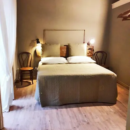 Chiaia Apartamento *