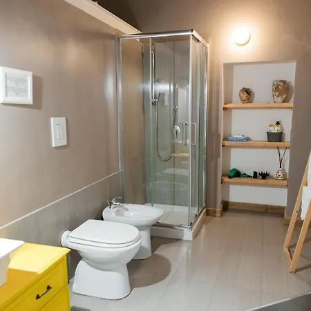 Chiaia Apartment Naples