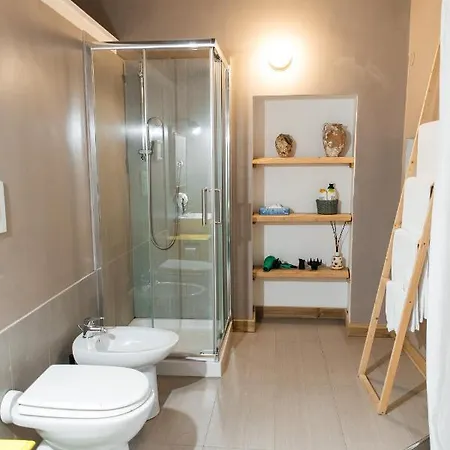Chiaia Apartment Naples