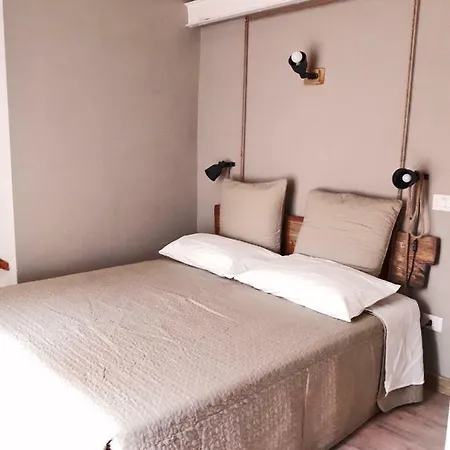 Chiaia Appartement *
